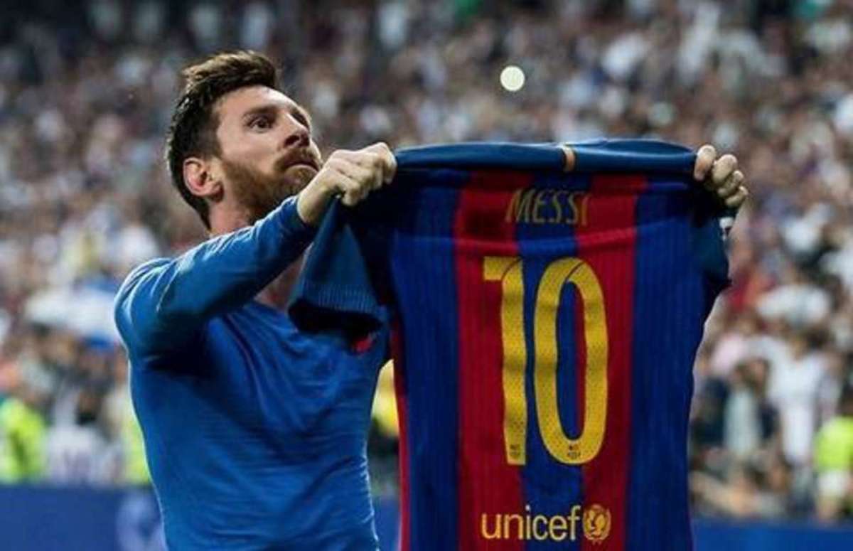 Lionel Messi là tiền đạo đã dành toàn bộ sự nghiệp của mình cho Barcelona.