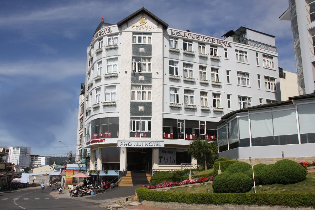 PHO NUI - MOUNTAIN TOWN HOTEL (Đà Lạt) - Đánh giá Khách sạn & So sánh giá - Tripadvisor