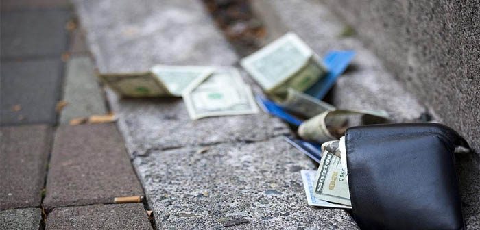 Nằm mơ thấy mất tiền: Giải mã giấc mơ thấy mất tiền và con số may mắn