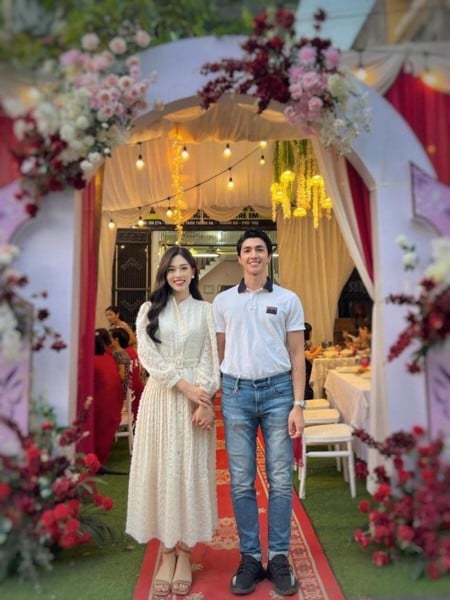 Mặc gì đi đám cưới?