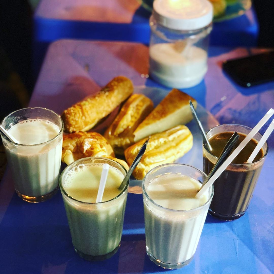 Thưởng thức sữa đậu nành nóng thơm giữa tiết trời Đà Lạt se lạnh | Lesgo