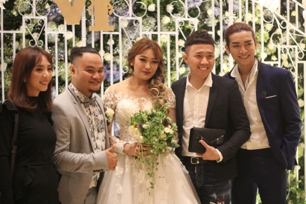 Vinh Râu - Lương Minh Trang từng khóc nghẹn trong đám cưới - Tiểu sử ca sĩ Lương Minh Trang