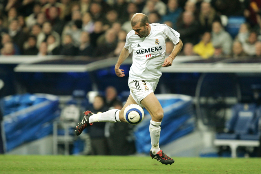 Zinedine Zidane, hành trình vĩ đại ở Real Madrid từ chiếc khăn ăn